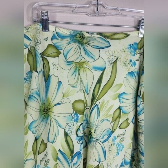 Lane Bryant Plus Floral Asymmetrical Skirt Boho Beach Summer Lightweight Chic - Picture 3 of 5